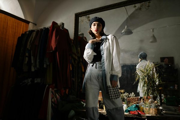 Unveil the Trendiest Sustainable Styles for Petite Women: Your Ultimate Ethical Fashion Guide!